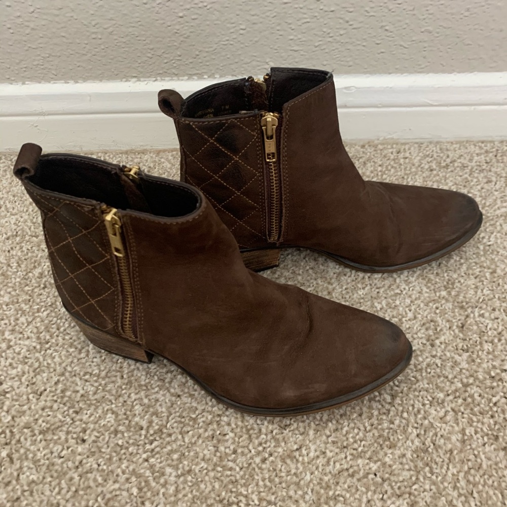 Steve Madden brown boots size 7